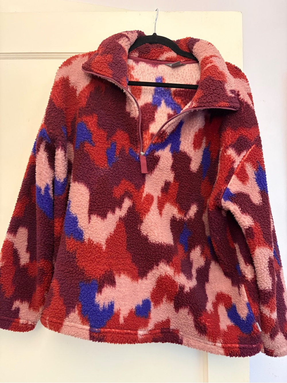 Eddie Bauer - Cozy Red Pink Patterned Sherpa Half-Zip Jacket
